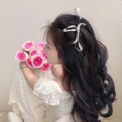 顶流女星工作室凌晨发文辟谣，反而越描越黑